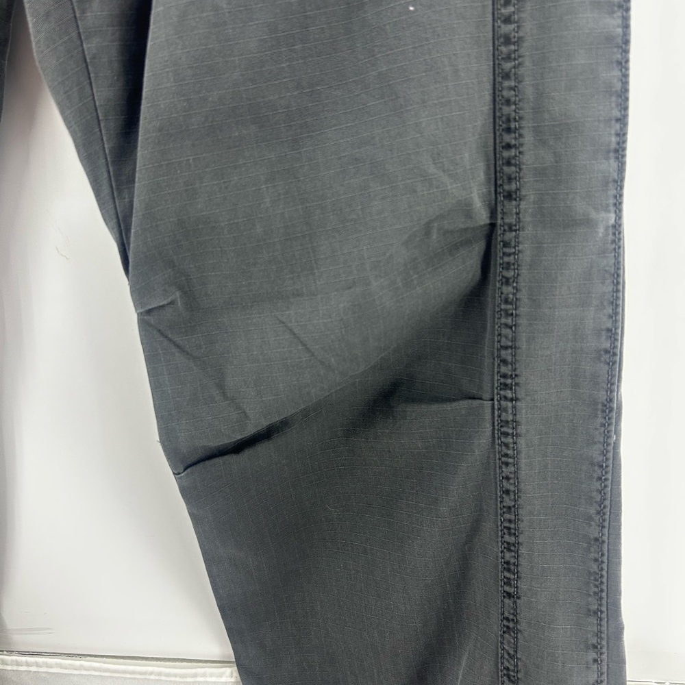 Eddie Bauer Charcoal Cargo Pants‎ for Men - Picture 10 of 10